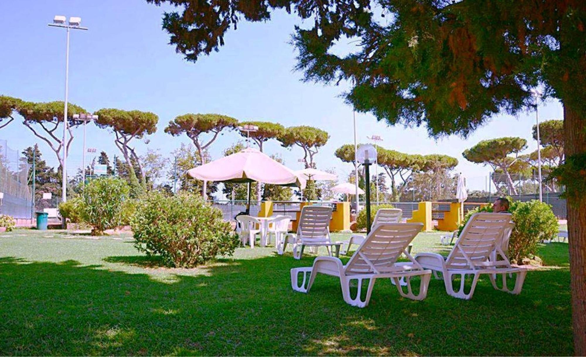 Hotel Parco Dei Principi Anzio Kültér fotó