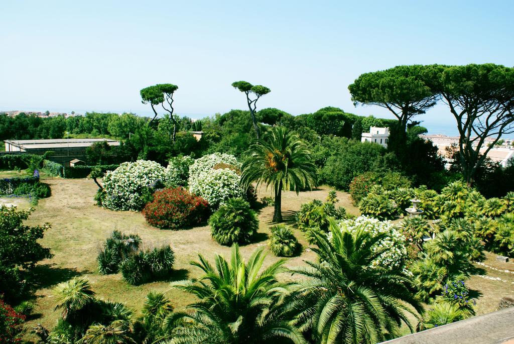 Hotel Parco Dei Principi Anzio Kültér fotó